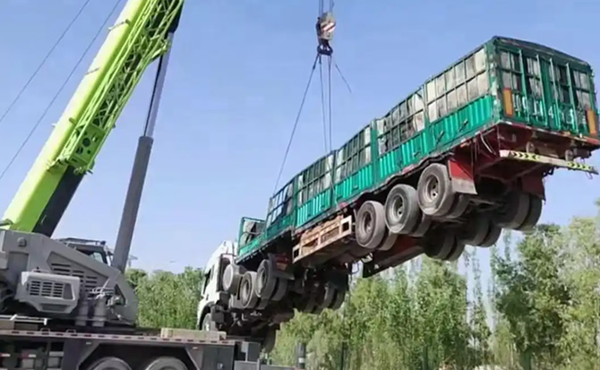 淮滨道路脱困救援案例